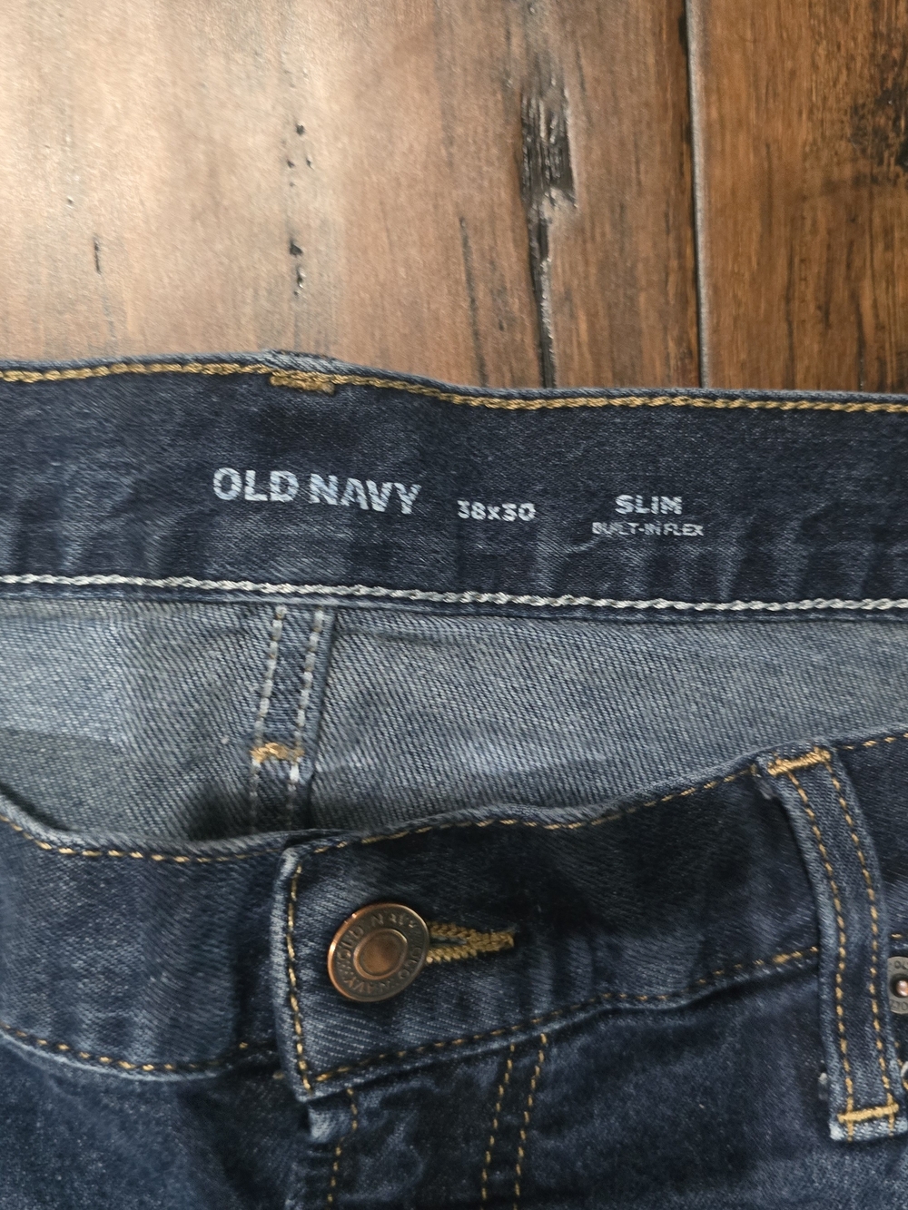 Old Navy Slim Men’s Jeans in Dark Blue Denim